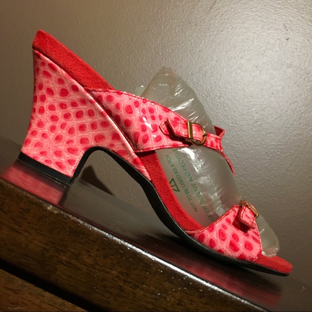 Helle Comfort Pink & Red Patent Heeled Sandals